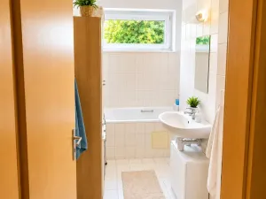 Pronájem bytu 2+kk, Praha - Suchdol, Internacionální, 52 m2
