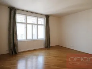 Pronájem bytu 4+1, Praha - Nové Město, Odborů, 100 m2