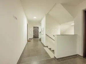 Pronájem bytu 1+kk, Praha - Chodov, Měchnovská, 41 m2