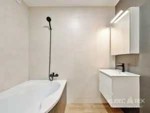 Pronájem bytu 3+1, Tábor, Minská, 67 m2