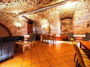 Pronájem restaurace, Chrudim, Palackého třída, 260 m2