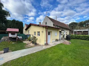 Prodej zemědělské usedlosti, Červené Pečky, Dobešovice, 425 m2