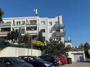 Pronájem bytu 2+kk, Praha - Řeporyje, Wiesenthalova, 84 m2