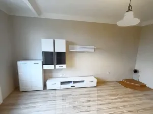 Prodej bytu 3+1, Karlovy Vary, Majakovského, 103 m2
