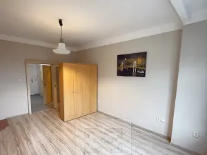 Prodej bytu 3+1, Karlovy Vary, Majakovského, 103 m2