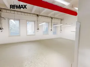 Prodej výrobních prostor, Hlinsko, Wilsonova, 2147 m2