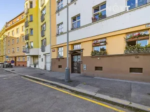 Prodej bytu 2+1, Praha - Libeň, Světova, 47 m2