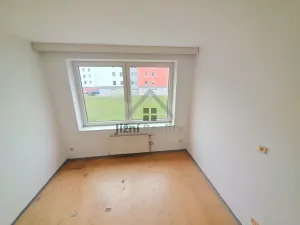 Prodej bytu 2+1, Vodňany, Sídl. Škorna, 70 m2