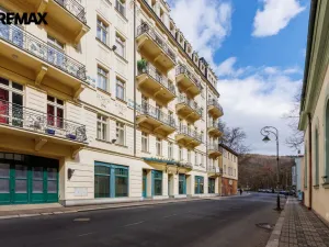 Prodej bytu 3+1, Karlovy Vary, Mariánskolázeňská, 141 m2