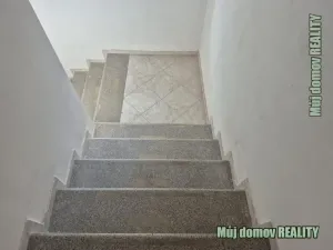Pronájem restaurace, Žatec, Husitské náměstí, 300 m2
