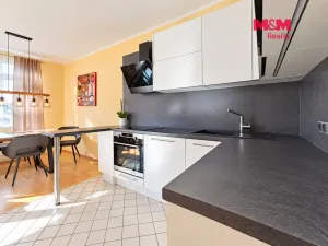 Prodej bytu 3+kk, Praha - Vinohrady, U Zvonařky, 100 m2