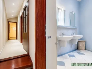 Pronájem vily, Praha - Písnice, Putimská, 1300 m2
