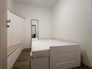 Pronájem bytu 1+kk, Ostrava - Martinov, Kamenná, 33 m2