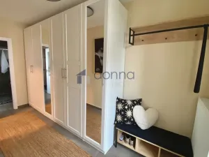 Pronájem rodinného domu, Praha, Bělušická, 183 m2