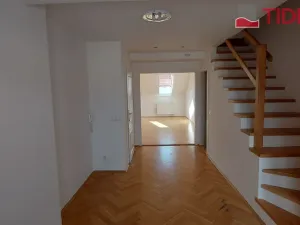 Pronájem bytu 3+1, Praha - Vršovice, Slovinská, 120 m2