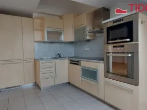 Pronájem bytu 3+1, Praha - Vršovice, Slovinská, 120 m2