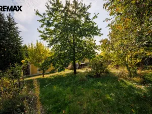 Prodej zahrady, Lom, 807 m2