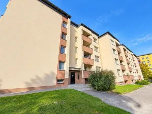 Pronájem bytu 3+1, Opava, Hradecká, 74 m2
