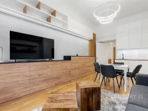 Pronájem bytu 1+kk, Praha - Bubeneč, Ovenecká, 34 m2