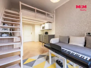Prodej bytu 1+kk, Praha - Nusle, náměstí Bratří Synků, 23 m2