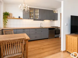 Prodej bytu 3+1, Praha, Hrabákova, 91 m2