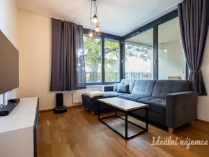 Pronájem bytu 2+kk, Praha - Střížkov, Střížkovská, 50 m2