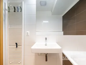 Pronájem bytu 2+kk, Praha - Střížkov, Střížkovská, 50 m2
