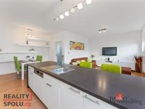 Pronájem bytu 3+kk, Zeleneč, U Lesoparku, 75 m2