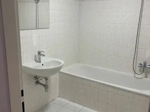 Pronájem bytu 2+kk, Plzeň - Severní Předměstí, Znojemská, 64 m2