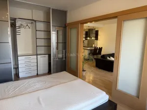 Pronájem bytu 2+kk, Praha - Libeň, Nad Rokoskou, 69 m2