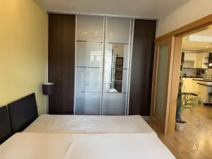 Pronájem bytu 2+kk, Praha - Libeň, Nad Rokoskou, 69 m2