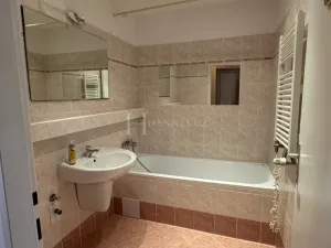 Pronájem bytu 2+kk, Praha - Troja, Hnězdenská, 50 m2