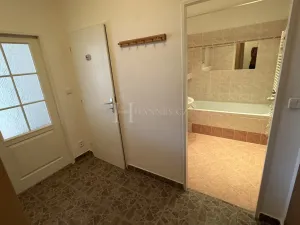 Pronájem bytu 2+kk, Praha - Troja, Hnězdenská, 50 m2