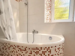 Pronájem bytu 1+kk, Praha - Břevnov, Junácká, 36 m2