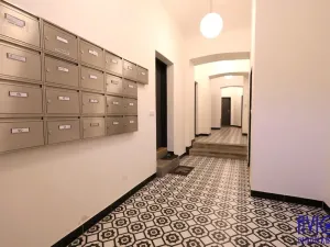 Prodej bytu 2+kk, Praha - Smíchov, Na Neklance, 28 m2