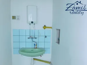 Pronájem obchodního prostoru, Kladno, Ivana Olbrachta, 40 m2