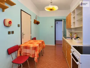 Prodej bytu 3+1, Hradec Králové, Labská kotlina, 83 m2
