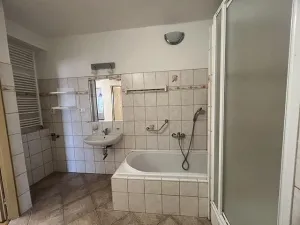 Pronájem bytu 3+1, Třeboň - Třeboň II, Daskabát, 90 m2