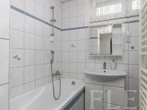 Prodej bytu 2+1, Praha - Holešovice, Osadní, 50 m2