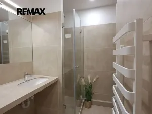 Pronájem bytu 2+kk, Praha - Podolí, Na hřebenech I, 38 m2