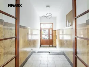 Prodej bytu 2+kk, Praha - Nusle, Kloboučnická, 52 m2