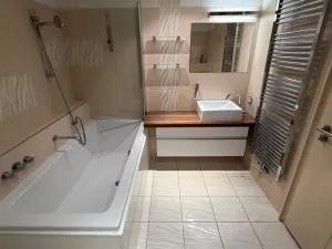 Pronájem bytu 3+kk, Praha - Karlín, Rohanské nábřeží, 133 m2
