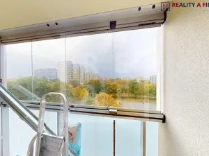 Prodej bytu 3+1, Praha - Bohnice, Cafourkova, 61 m2