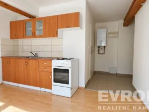 Pronájem bytu 1+kk, Horní Maršov - Temný Důl, Temný Důl, 28 m2