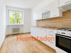 Pronájem bytu 1+1, Ostrava - Poruba, Hlavní třída, 40 m2