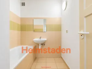 Pronájem bytu 1+1, Ostrava - Poruba, Hlavní třída, 40 m2