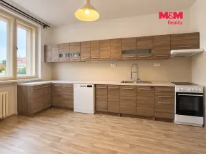 Pronájem bytu 3+1, Poděbrady - Poděbrady II, nám. T.G.Masaryka, 108 m2