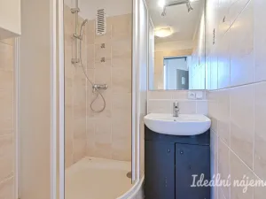 Pronájem bytu 2+1, Šlapanice, Brněnská, 61 m2