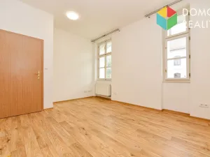 Pronájem bytu 1+1, Králův Dvůr, Bezručova, 39 m2
