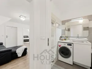 Prodej bytu 3+1, Nehvizdy, Gabčíkova, 65 m2